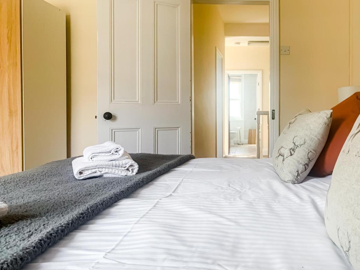 Waverley Lodge - Quaint Victorian Home With Free Parking York Eksteriør billede