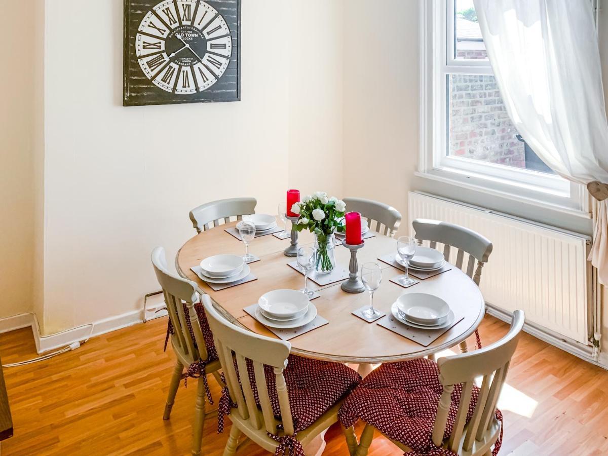 Waverley Lodge - Quaint Victorian Home With Free Parking York Eksteriør billede