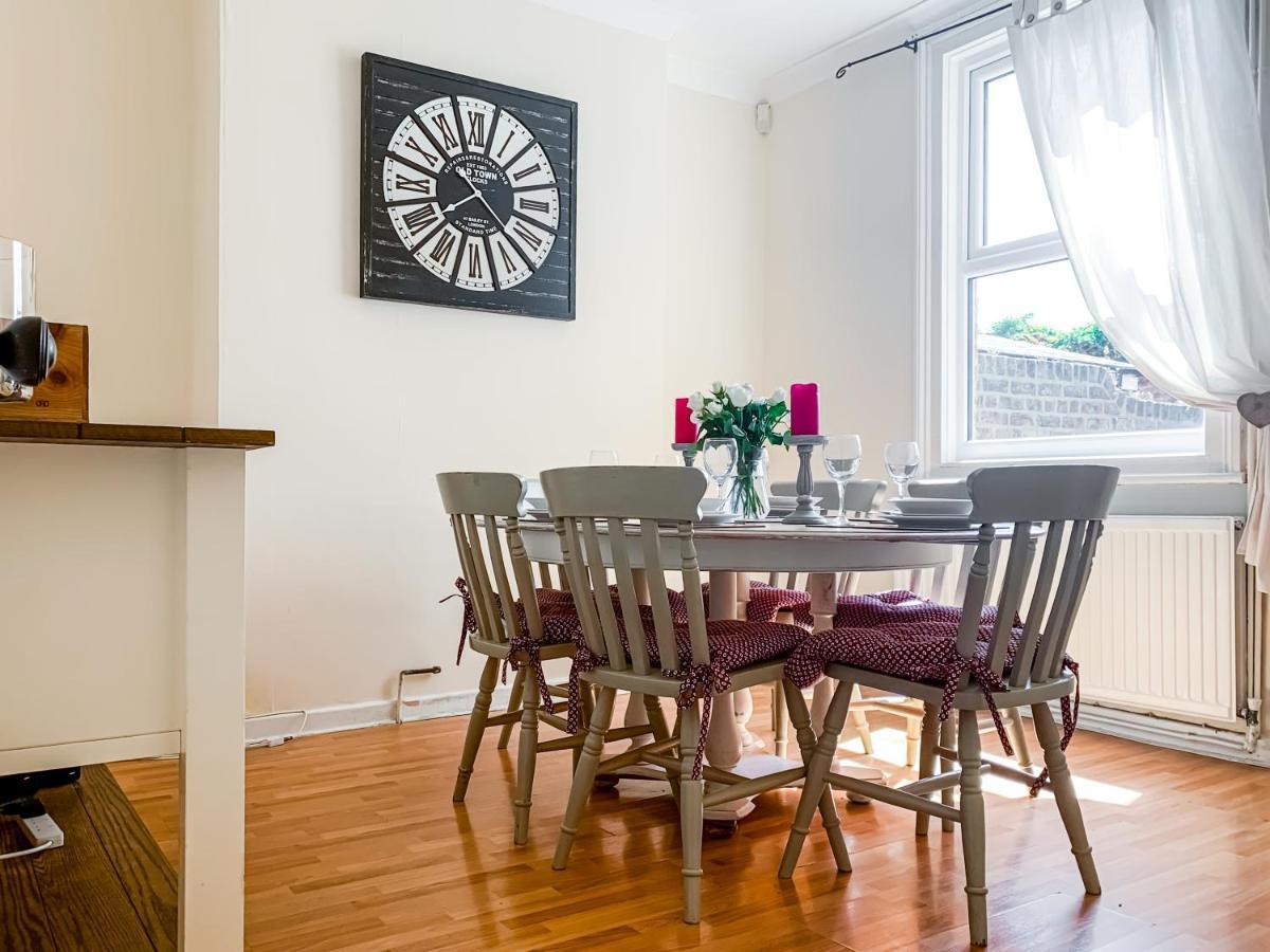 Waverley Lodge - Quaint Victorian Home With Free Parking York Eksteriør billede